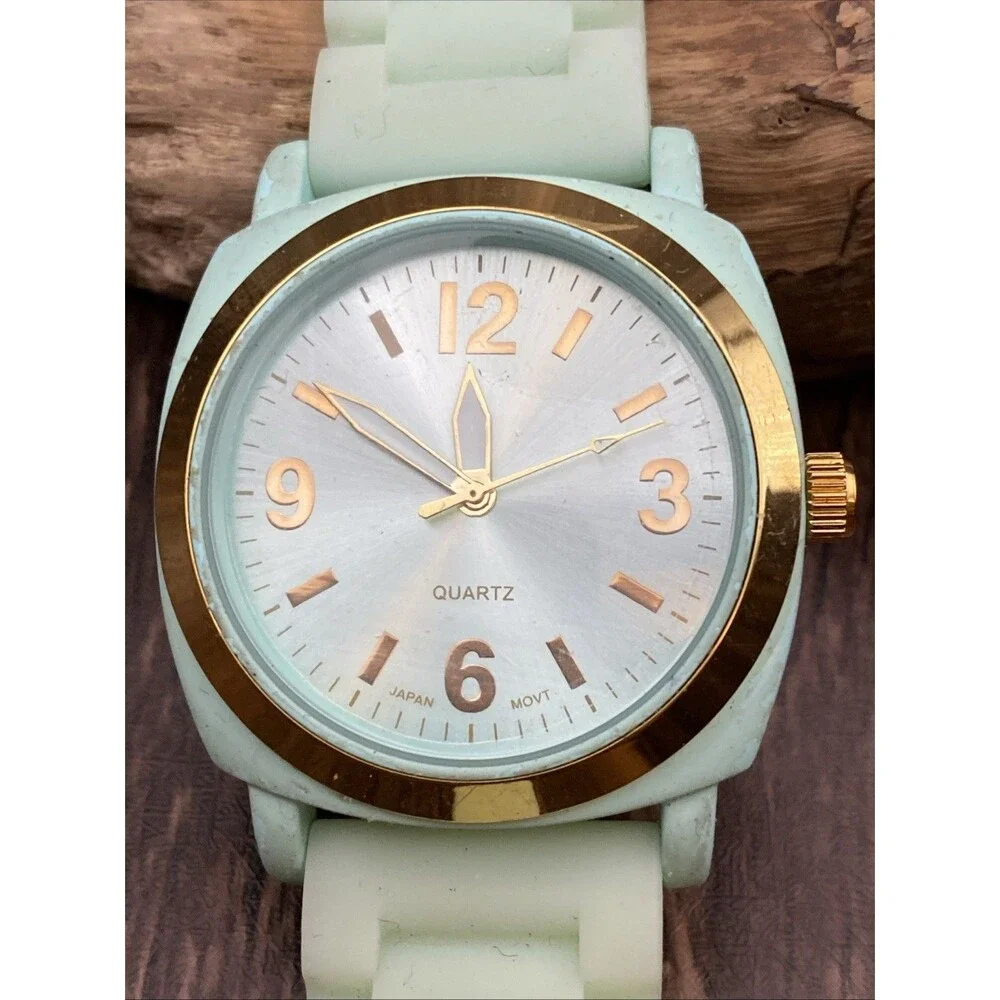 Unbranded Mint Green And Gold Women's Watch New Battery Working